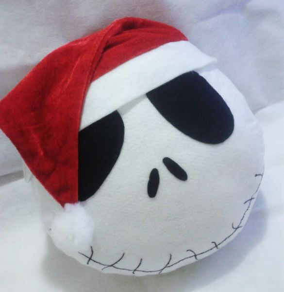 JACK SKELLINGTON ALMOFADA EM FELTRO COM GORRO